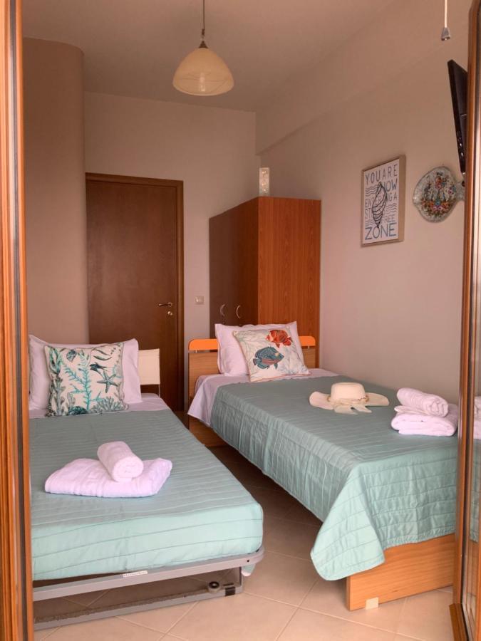 Maria'S Apartment Tsoutsouros  Bagian luar foto